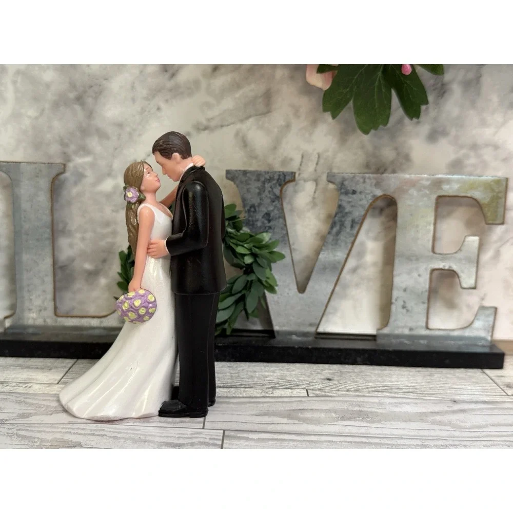 Vintage Bride and Groom 4.5
